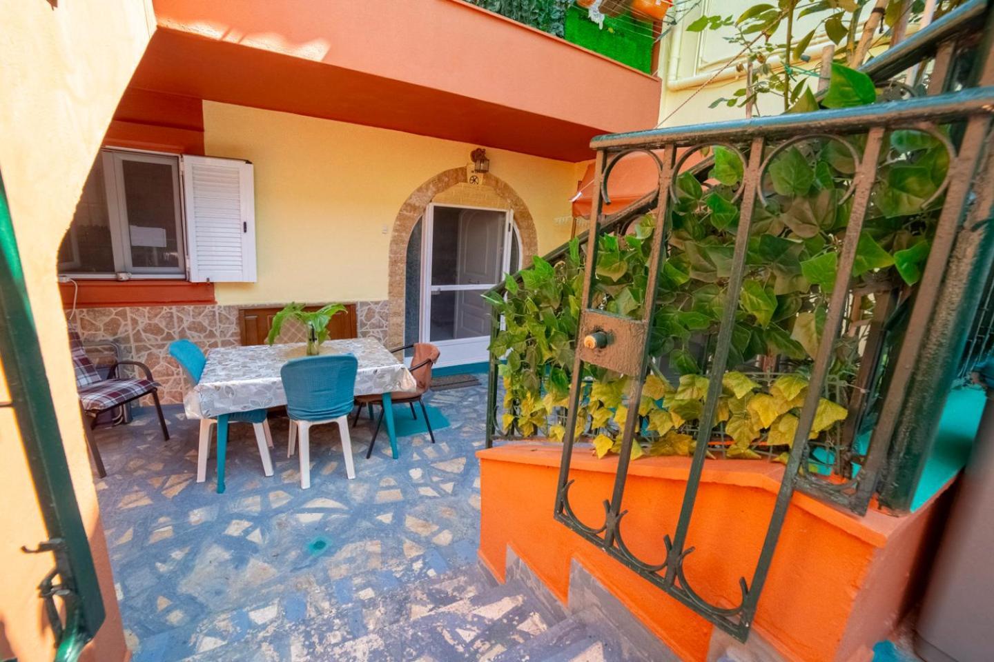 Krasa 2Bedroom Apartment Agios Matthaios  Экстерьер фото